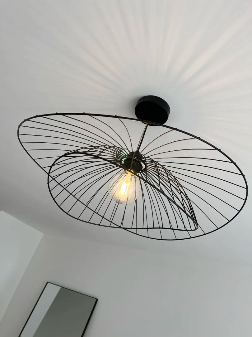 Elegant Black Pendant Light with Adjustable Drop