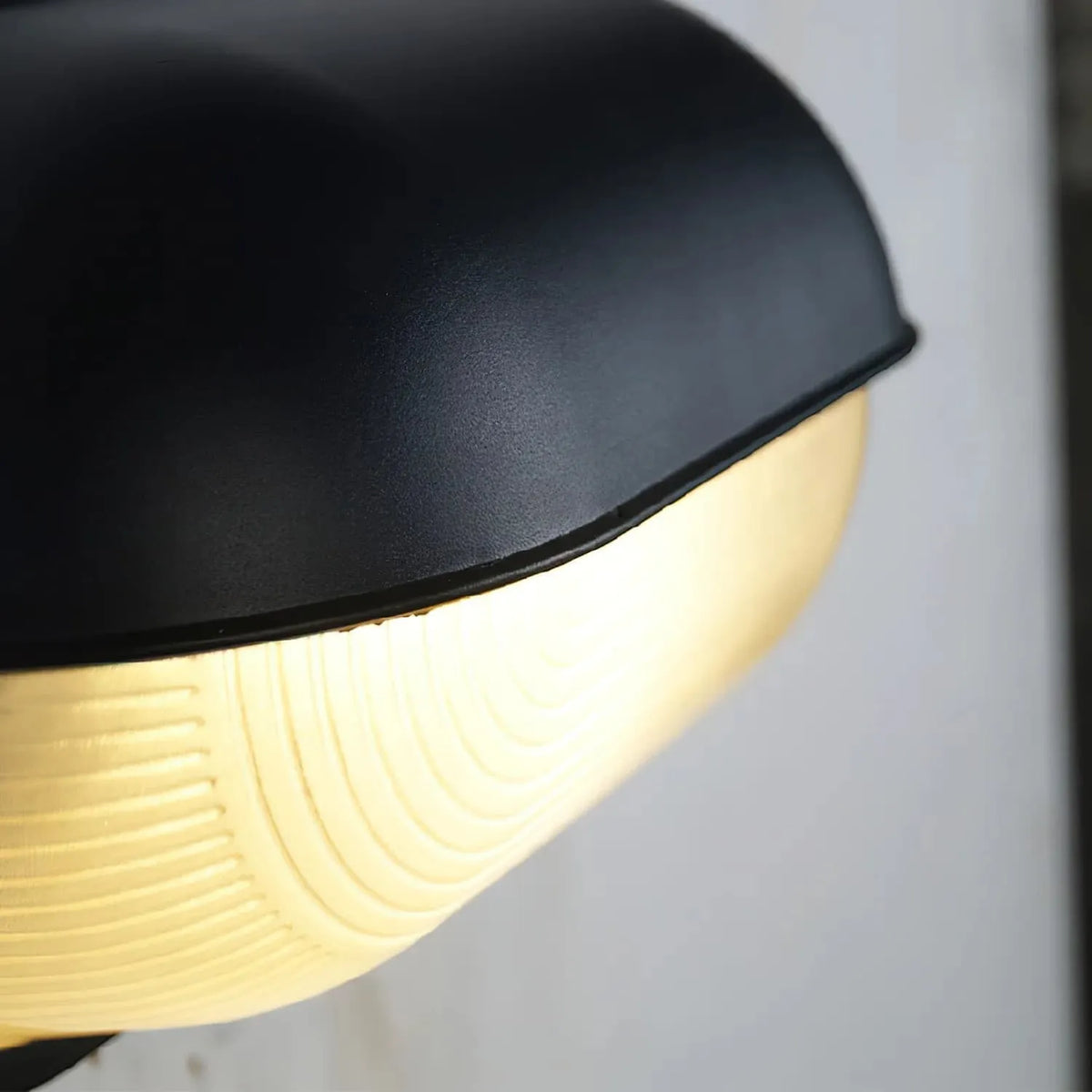Oval Eyelid Bulkhead Outdoor Wall Light